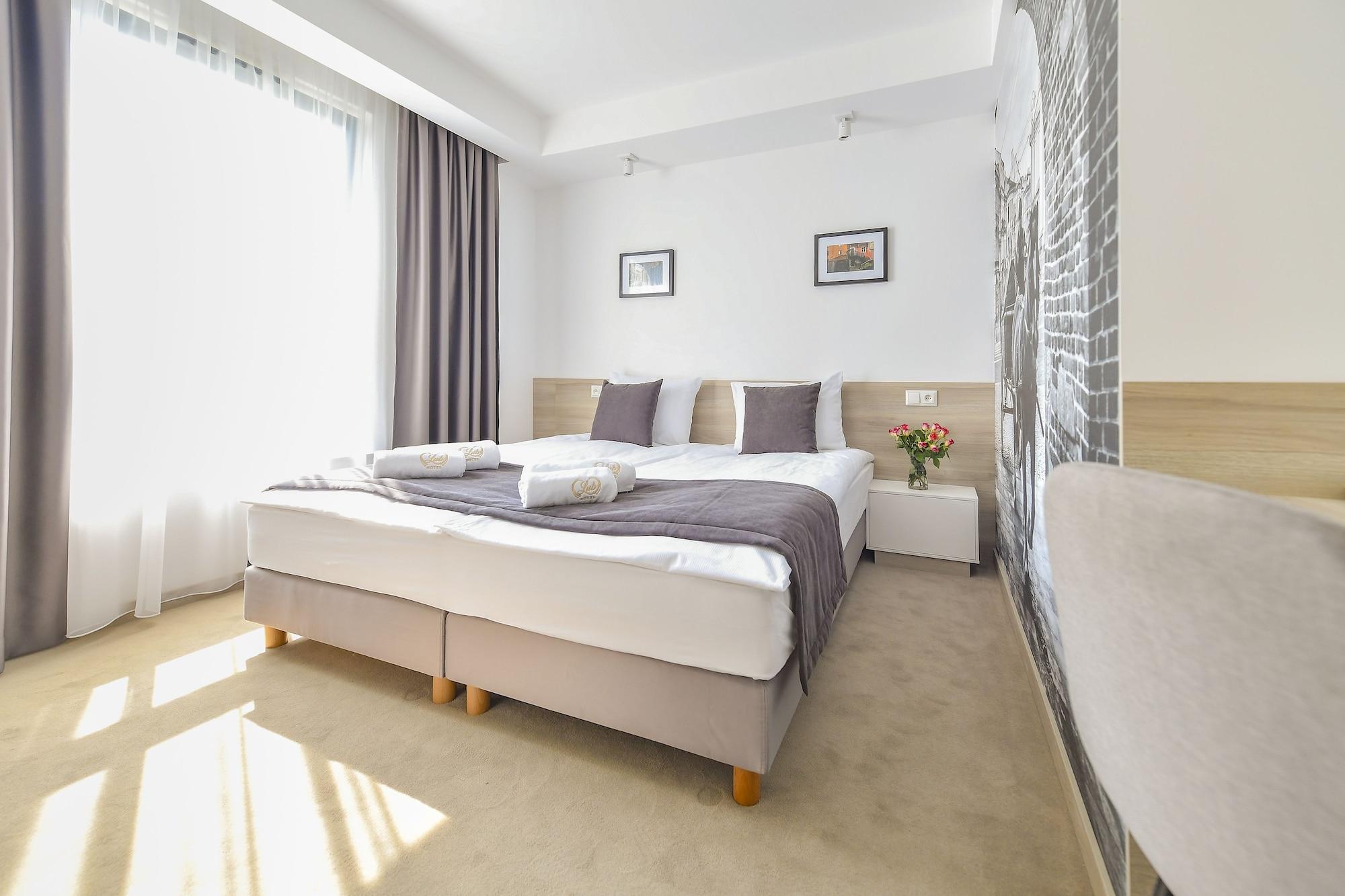 Lubhotel Люблин Екстериор снимка